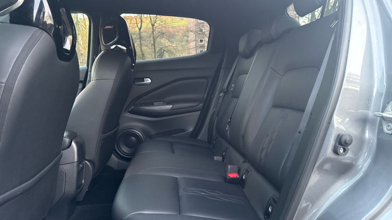 Nissan Juke 1.0 DiG-T 114 Tekna 5dr Petrol Hatchback